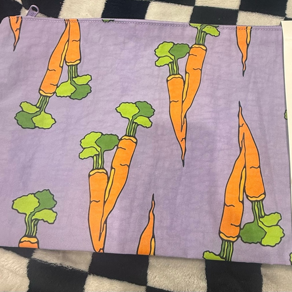 Baggu Carrot Go Pouch